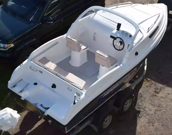 Комбинированный катер Neman-550 с каютой в Оренбурге