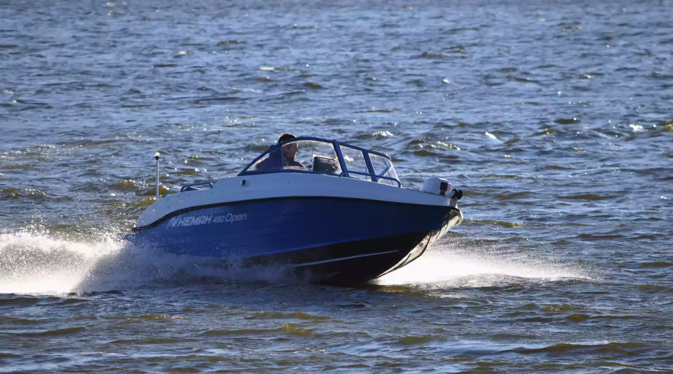 Комбинированный катер Neman-450 Open в Оренбурге