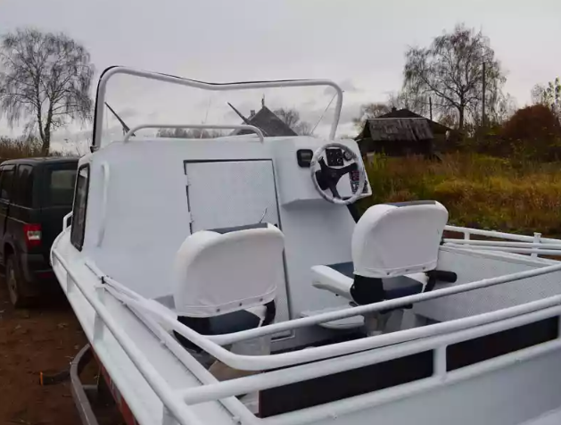 Алюминиевый катер Неман-500 (каютный) в Оренбурге