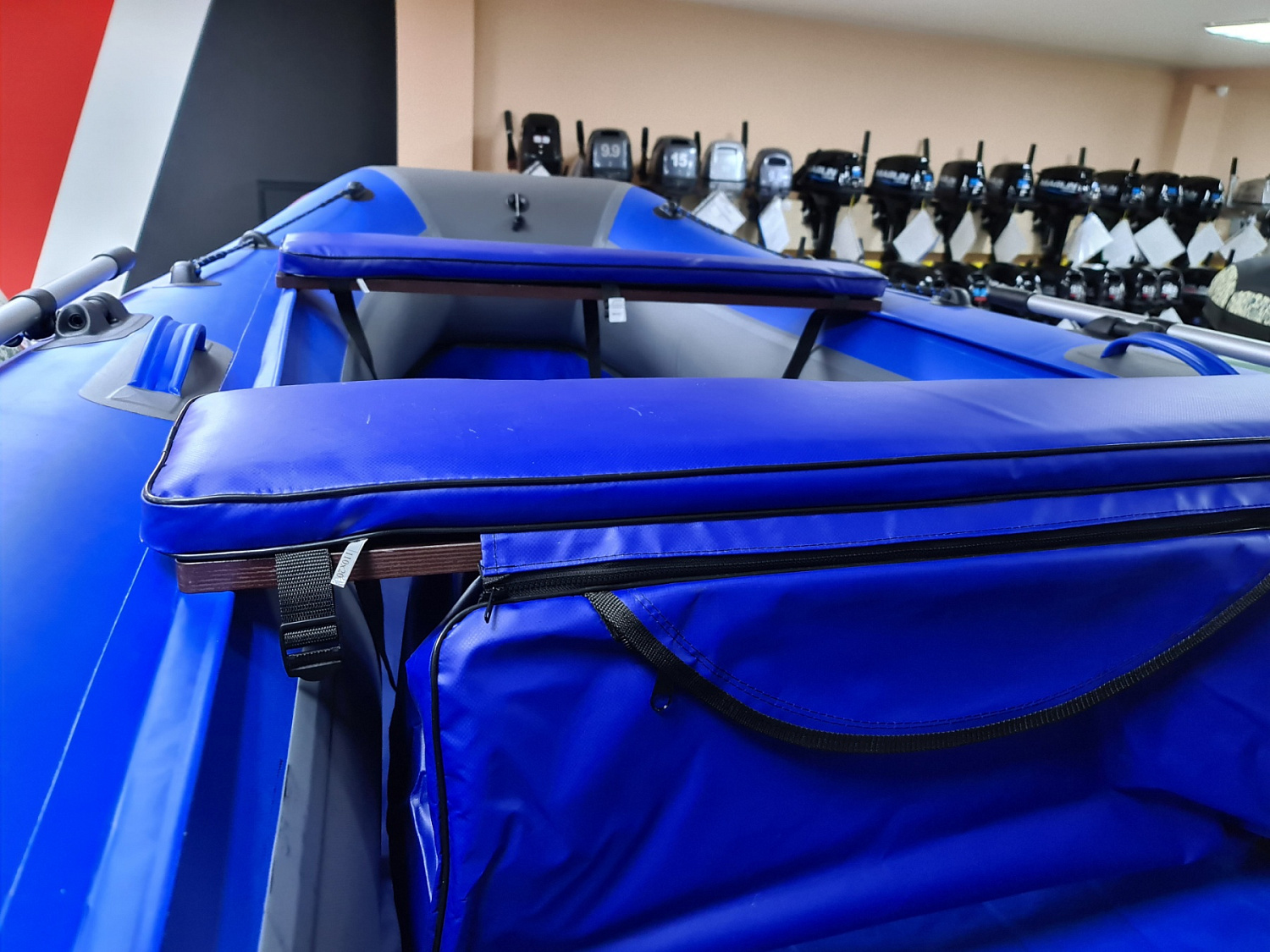 КОМПЛЕКТ МЯГКИХ НАКЛАДОК С СУМКОЙ ДЛЯ ЛОДОК 90Х20 СИНИЙ в Оренбурге