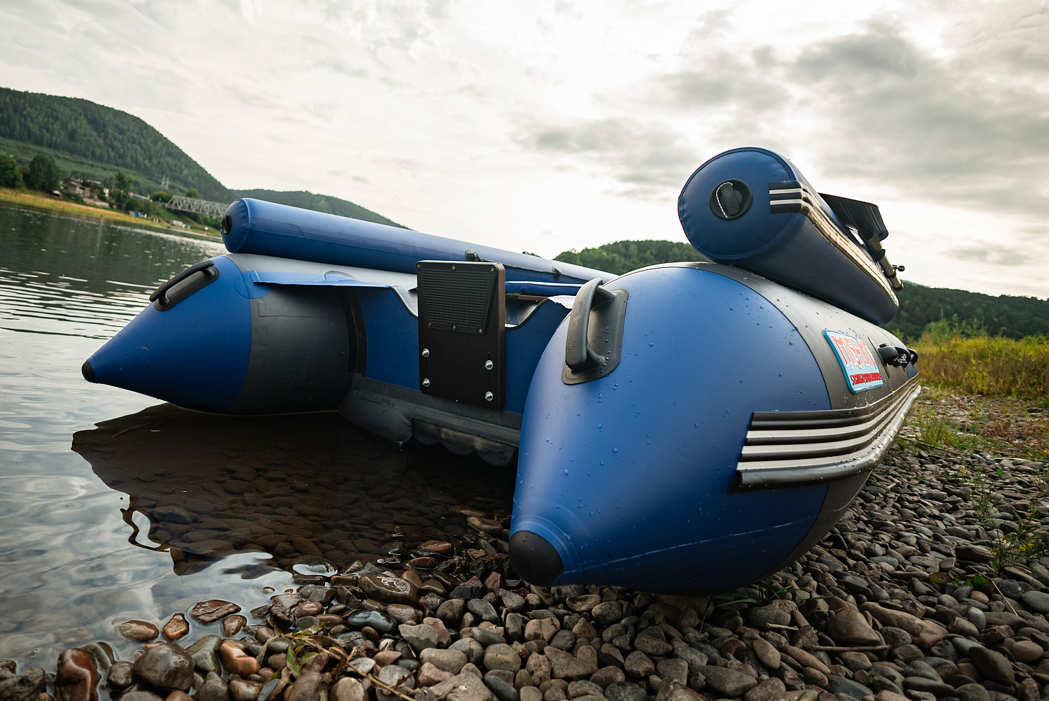 Лодка MISHIMO RIVER FJET PRO 410  под водомет в Оренбурге