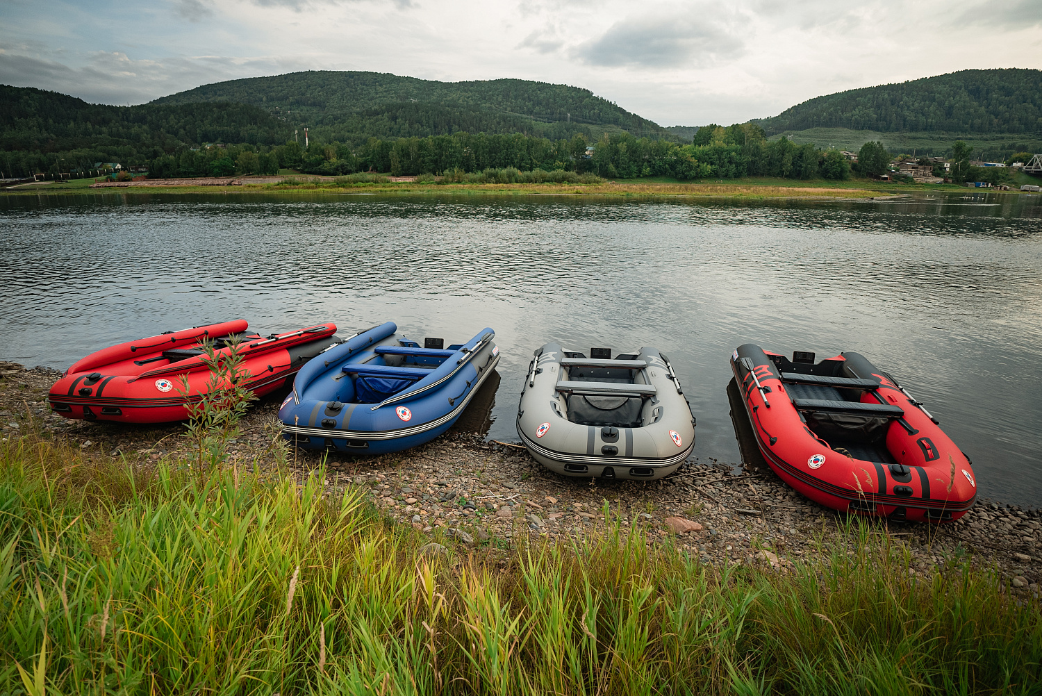 Лодка MISHIMO RIVER FJET PRO 410  под водомет в Оренбурге