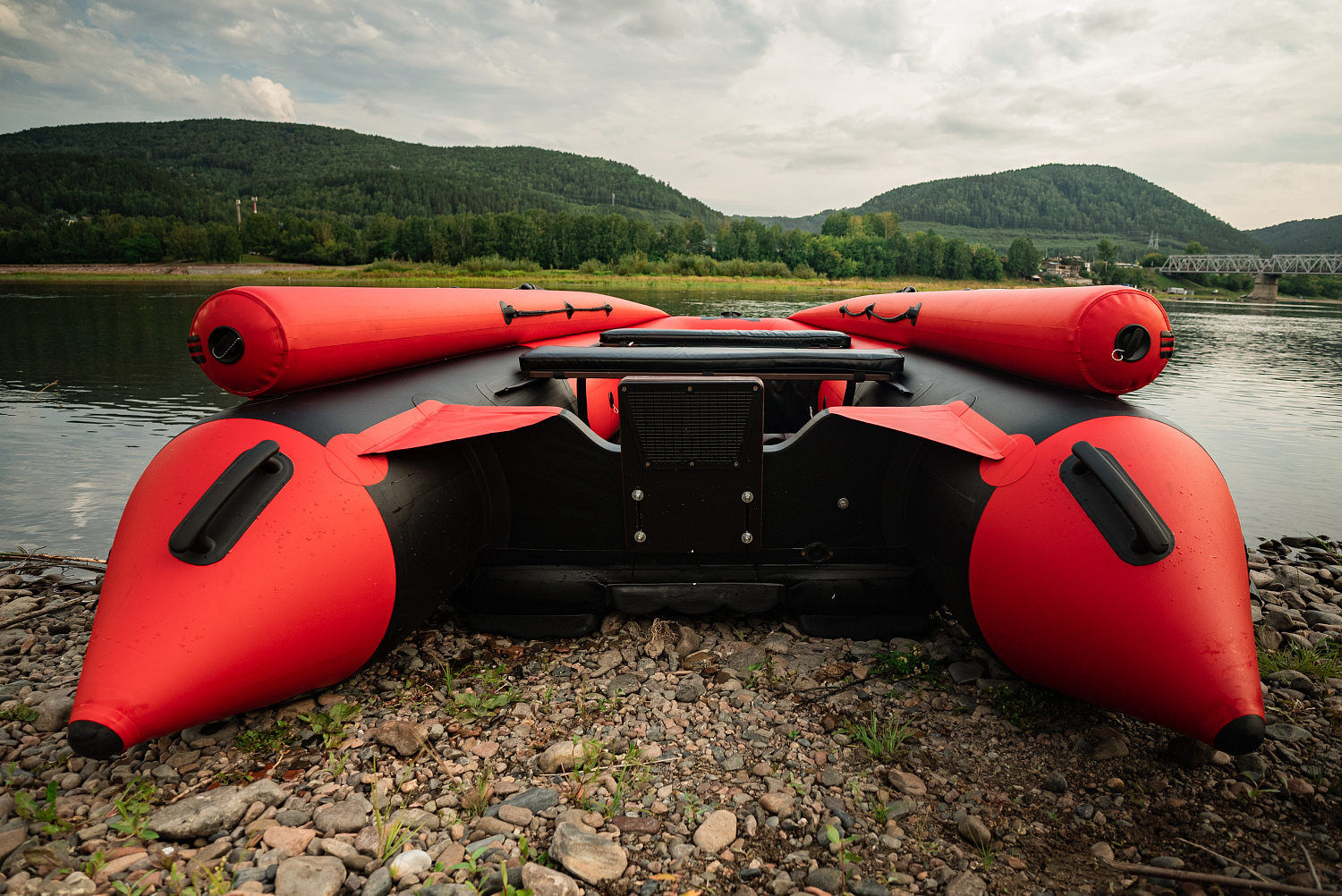 Лодка MISHIMO RIVER FJET PRO 410  под водомет в Оренбурге