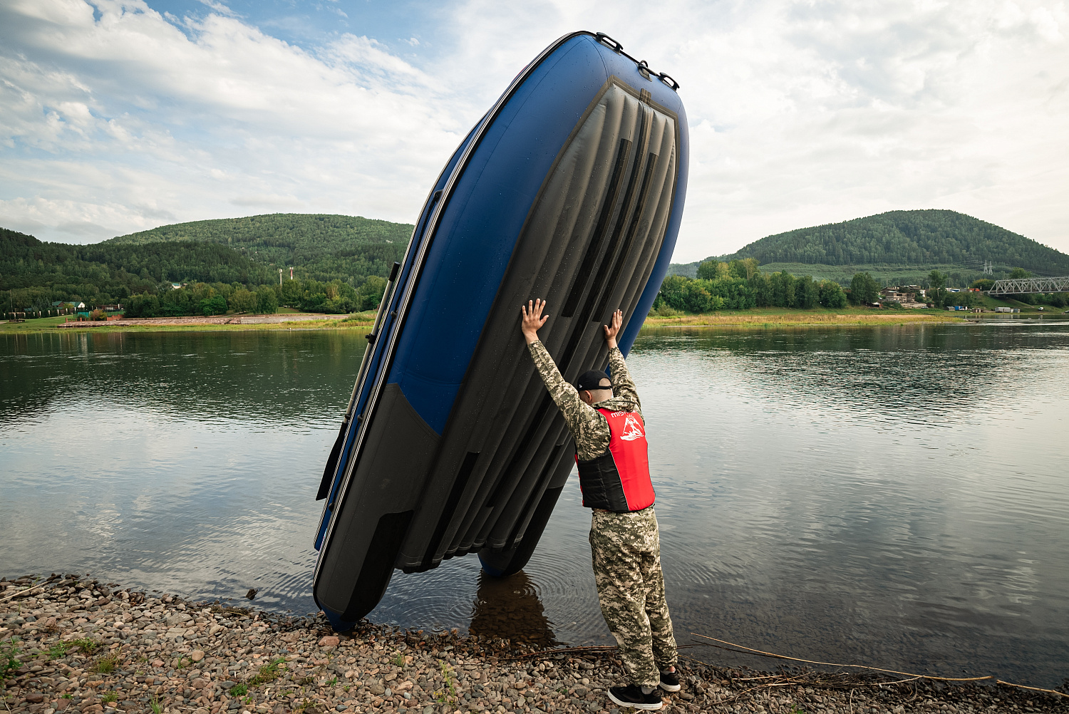 Лодка MISHIMO RIVER FJET PRO 410  под водомет в Оренбурге